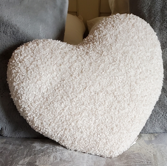 Pottery Barn Holiday Pottery Barn Sherpa Heart Pillow Poshmark